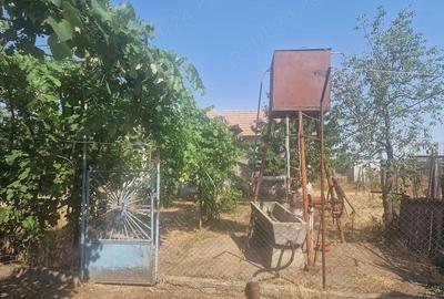 Casă cu Teren 2000 Mp în Izimșa - 2