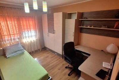 3 Camere Lenin Sud etaj 3 3 Camere Lenin Sud etaj 3 - 6