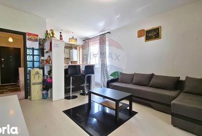 Apartament cu 3 camere semidecomandat în 1 Decembrie - 7