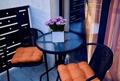 Apartament la cheie  in zona Vivo,3 camere - 4