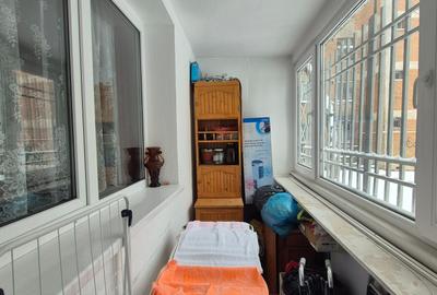 Apartament cu 3 camere în Titan - 3