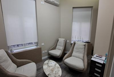 Birou, de 400 mp, în Dacia - 15