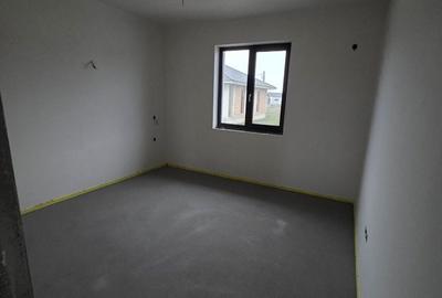 Casă cu 3 camere cu Teren 417 Mp în Central - 3