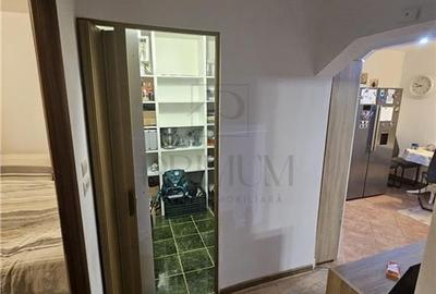 DAMBOVITA - 3 CAM - DECOMANDAT - 2 BAI - 2 BALCOANE - RENOVAT - 8