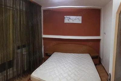 Apartament cu 3 camere decomandat în Tudor - 3