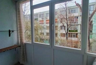 Apartament cu 3 camere decomandat în Giurgiului - 9