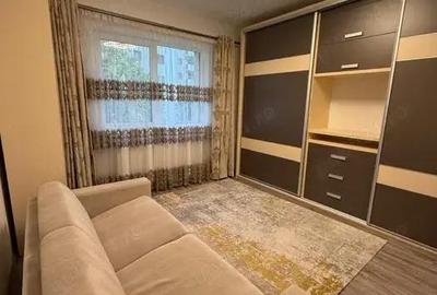 Apartament cu 3 camere decomandat în Orizont - 2