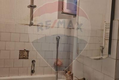 Apartament cu 3 camere semidecomandat, mobilat în Central - 4