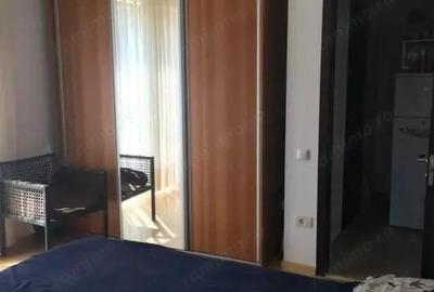 Apartament cu 2 camere semidecomandat, mobilat în Central