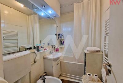 Apartament cu 3 camere semidecomandat, mobilat în 1 Mai - 7