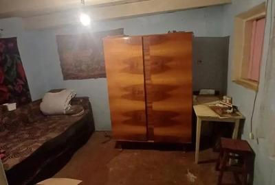 De vanzare casa batraneasca locuibila, suprafata Teren 3751 mp, 29.500 euro - 7