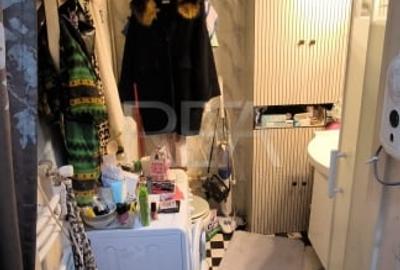 Garsoniera, Universitate - 4