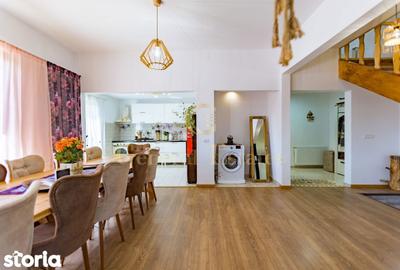 Casă cu 4 camere cu Teren 4160 Mp în Moieciu - 5