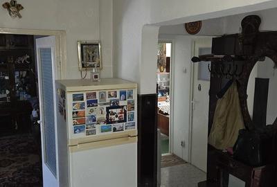 Apartament cu 3 camere decomandat în Central - 4