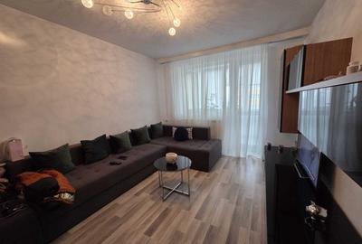 Apartament cu 2 camere decomandat în Baba Novac