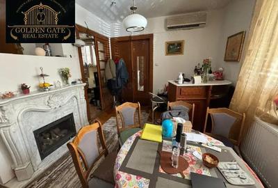 Casă cu 10 camere în Moșilor