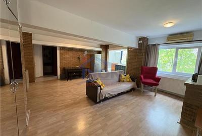 Apartament cu 2 camere semidecomandat în Panduri - 1