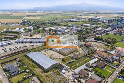 Spațiu comercial, de 5,600 mp, în Central - 14