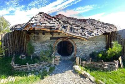 Hotel/Pensiune, de 231 mp, în Dobreni - 1