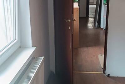 Casă cu 3 camere cu Teren 11 Mp în Central - 6
