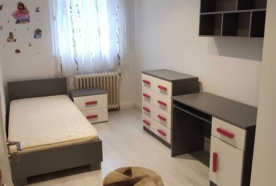 Apartament cu 3 camere decomandat în Central - 3