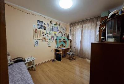 Apartament cu 3 camere decomandat în Răcădău - 10