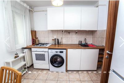 Apartament cu 3 camere semidecomandat în Titan - 1
