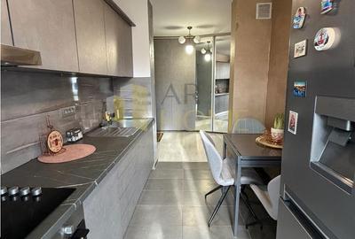 Apartament cu 3 camere decomandat, mobilat în Democrației - 2