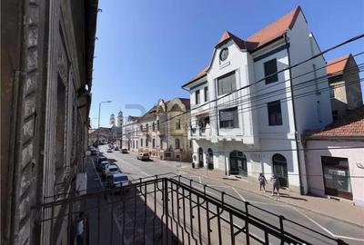 Apartament cu 4 camere semidecomandat în Central - 6