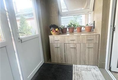 Casa Renovata si Mobilata Complet, amplasata pe un teren de 1300 mp, localitatea - 41