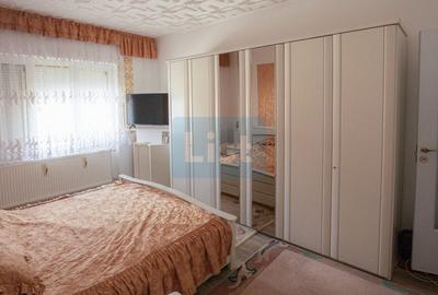 Casă cu 7 camere cu Canalizare în Centrul Civic - 33