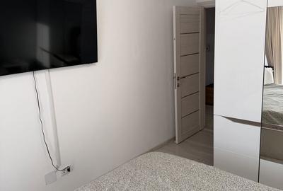 Apartament cu 3 camere decomandat în Central - 1