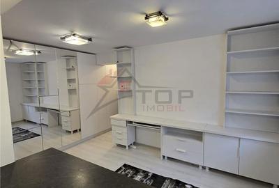 Apartament cu 3 camere semidecomandat în Podu Roș - 3