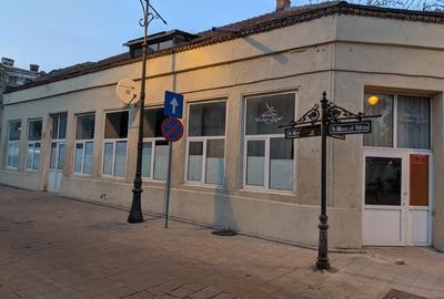 Spațiu comercial, de 194 mp, în P-ța Ovidiu - 1