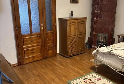 Casă cu 6 camere cu Teren 490 Mp în Vulcan - 10