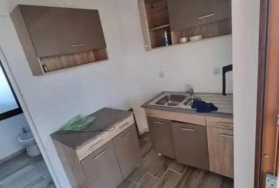 A 38 Proprietarul vinde 2 case cu 510 mp teren in ?erbane?ti Bacau - 17