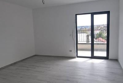 Apartament cu 2 camere decomandat în Rediu - 3