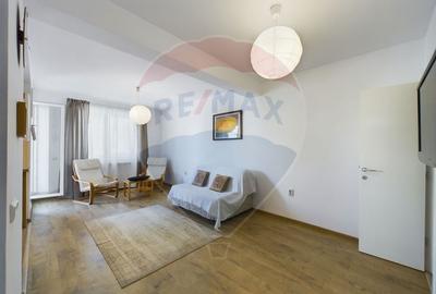 Apartament cu 2 camere decomandat, mobilat în Tractorul - 2