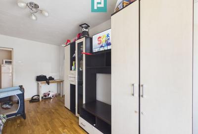 Apartament cu 2 camere semidecomandat, mobilat în Valenta - 3