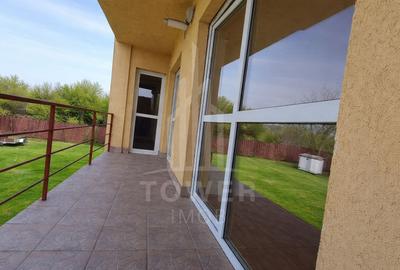 Apartament cu 3 camere decomandat în Trei Stejari - 2