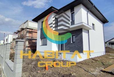 Casă individuală cu 4 camere cu Canalizare în Berceni