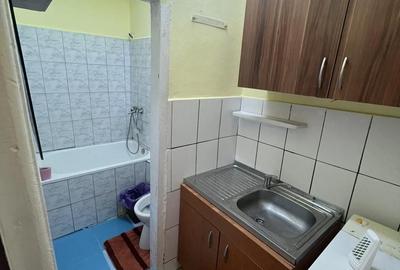 Garsonieră decomandată în Complex Studențesc - 1