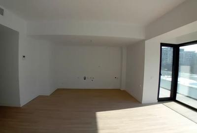 Apartament cu 3 camere semidecomandat în Panduri - 1