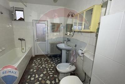 Apartament cu 4 camere de vanzare in zona Progresul - 5
