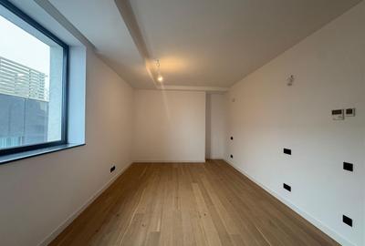 3 camere PREMIUM| 99.7 MP + 9.35 MP terasa - 10