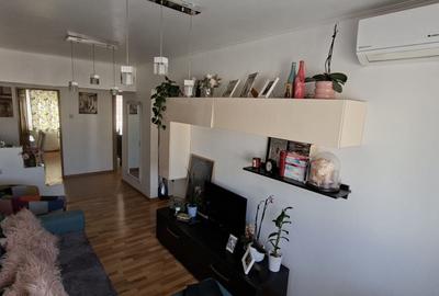 Apartament cu 3 camere decomandat în Central - 2