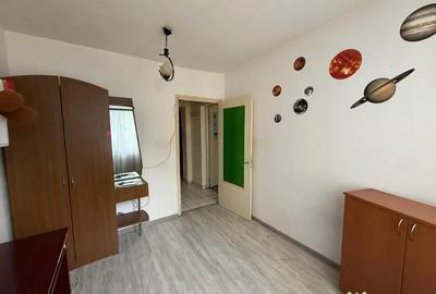 Apartament cu 3 camere semidecomandat în Dacia - 3