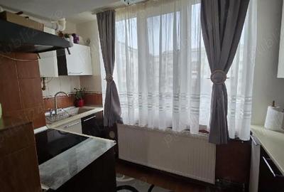 Apartament cu 3 camere decomandat în Hotvon - 4