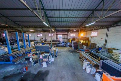 DE VANZARE SPATIU INDUSTRIAL DE MARI DIMENSIUNI - 1