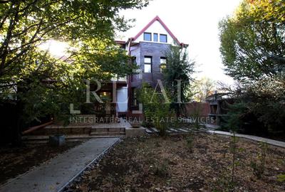 Inchiriere casa, vila 7 camere | Individuala, Renovata, Curte | Campul Pipera - 47